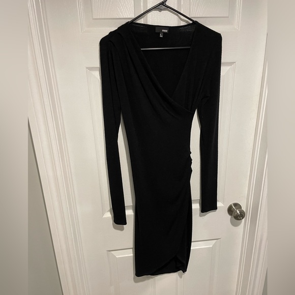 Aritzia - Wilfred Free Klum Dress - Picture 2 of 2